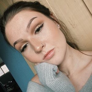 Meet your Posher, Robyn